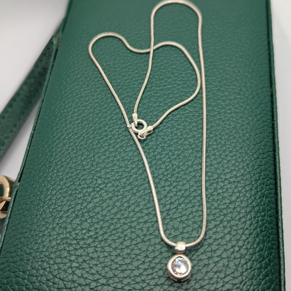 ✨ Sterling Silver Solitaire Pendant ✨
